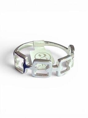 2 CHIC Silver Cutout Ring NWT